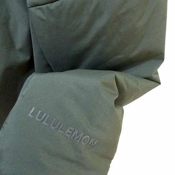 Lululemon Mens Down For It All Goose Down Puffer Jacket Size XXL Army Green FLAW